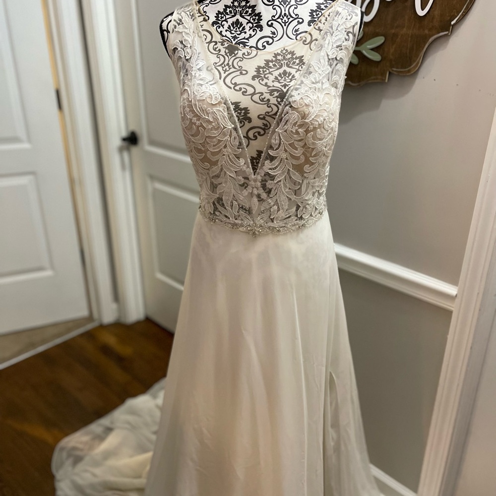 Size 20 Galina wedding dress
